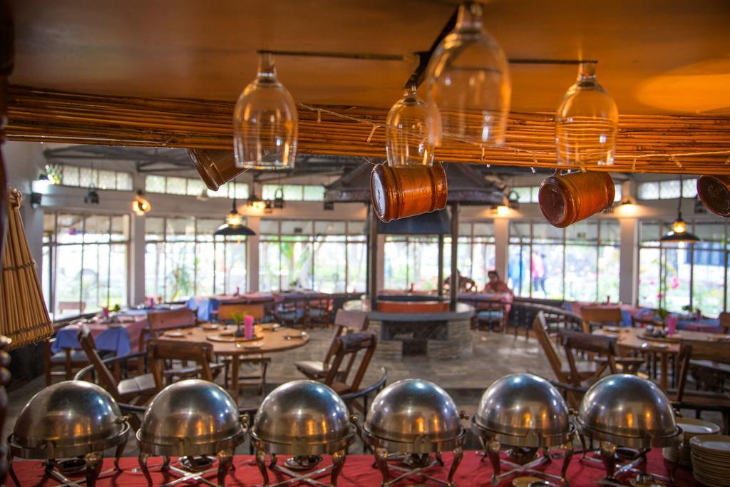Chitwan Adventure Resort Sauraha Exterior photo