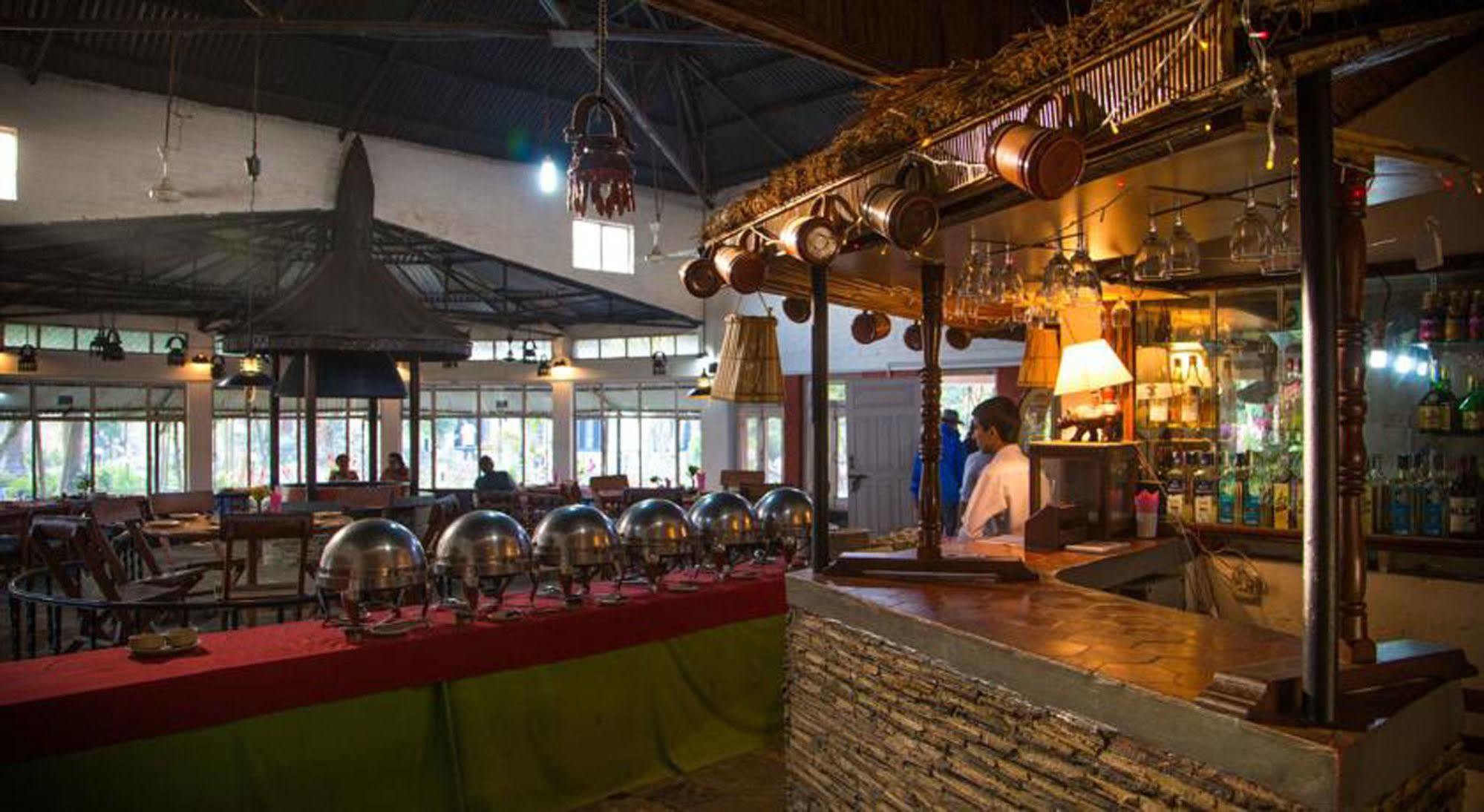Chitwan Adventure Resort Sauraha Exterior photo
